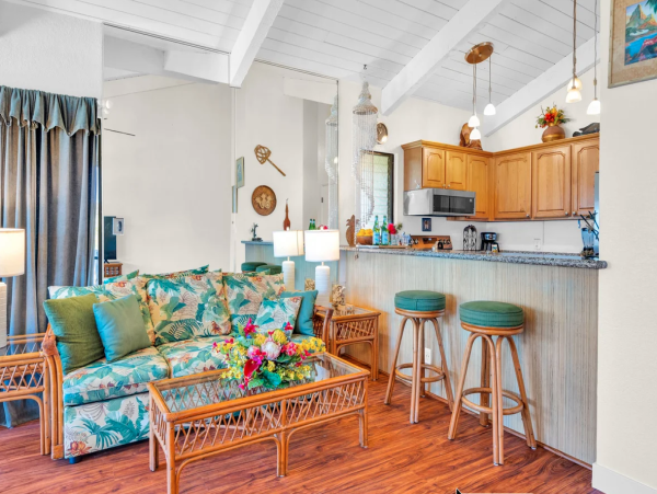 Luxury Maui Retreat in Kahana - Perfect for Large Groups